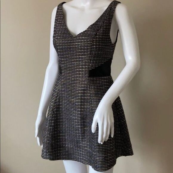 BCBGeneration Black Tweed Knit Fit & Flare Dress Size 2 - Picture 3 of 12